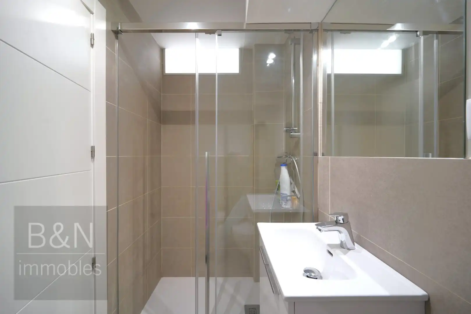 Baño de Dúplex en venta en Terrassa con Aire acondicionado, Calefacción y Terraza