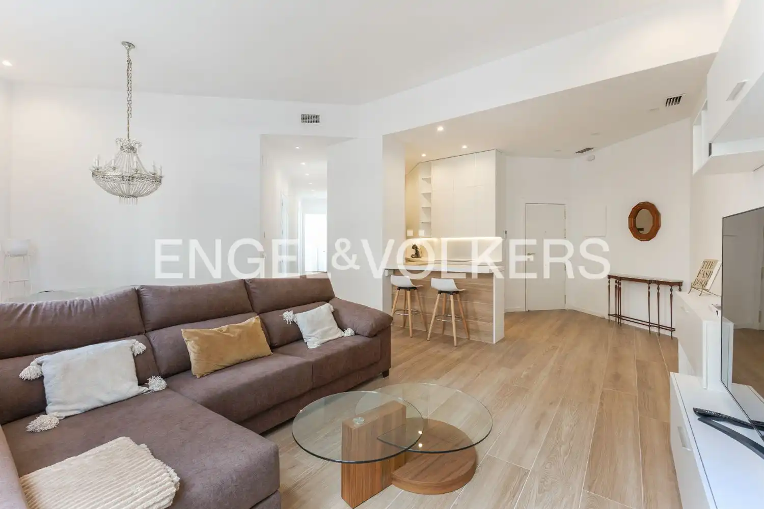 Living room of Flat for rent in Valencia  with Air Conditioner, Heating and Furnished