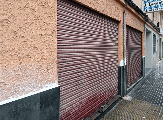 Local comercial en Alquiler en Carolinas Altas