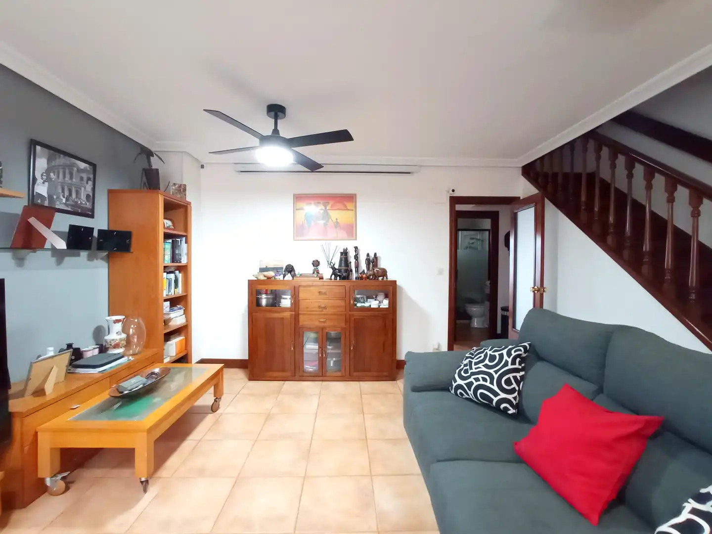 Sala de estar de Casa adosada en venta en Irun  con Terraza, Trastero y Amueblado