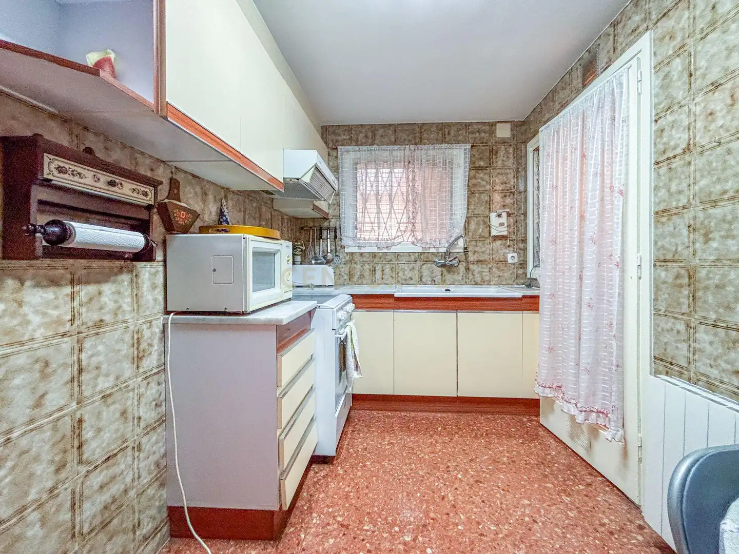Cuina de Apartament en venda en Esplugues de Llobregat amb Balcó i Alarma