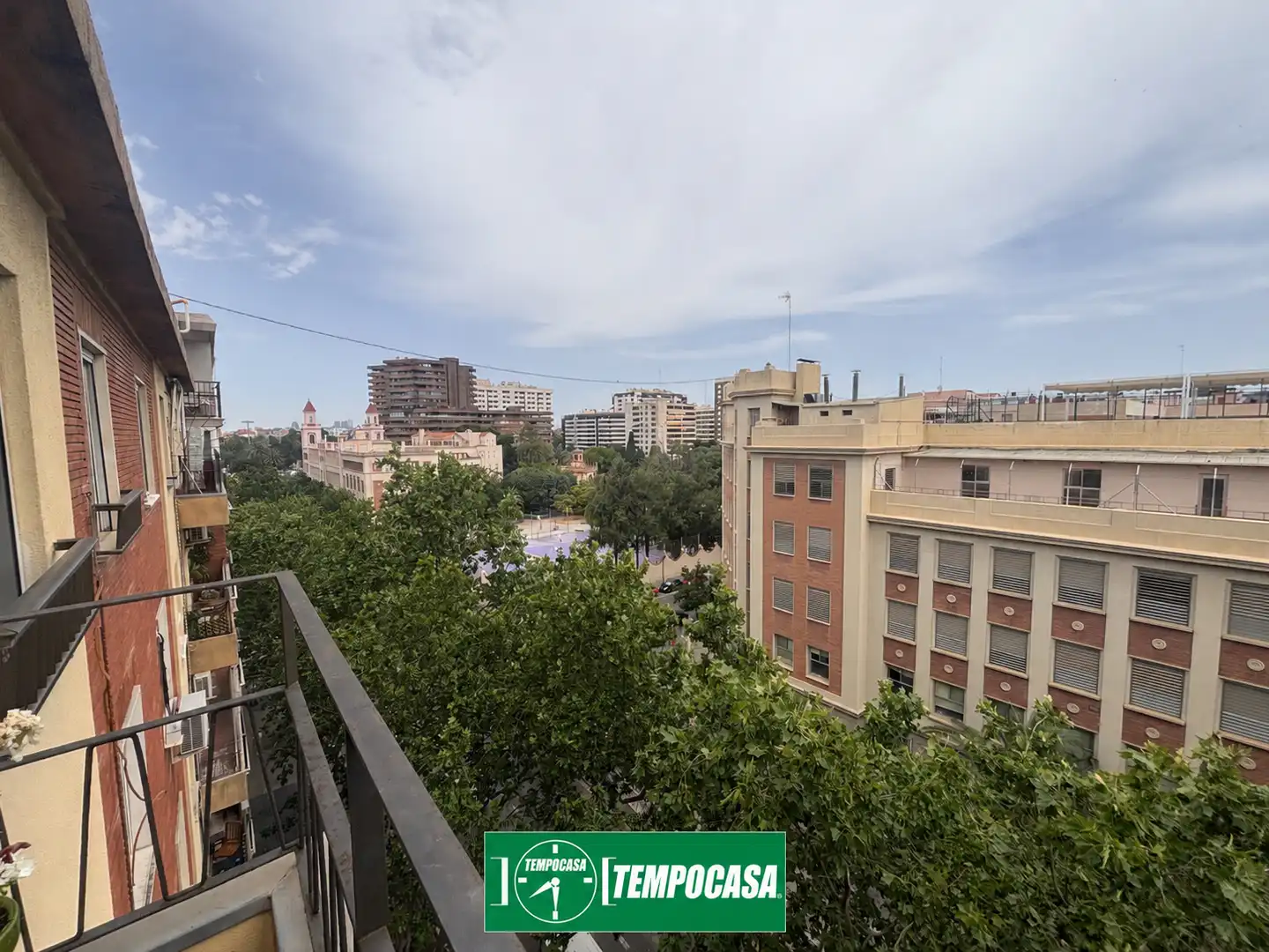 Vista exterior de Piso en venta en Valencia con Aire acondicionado y Balcón