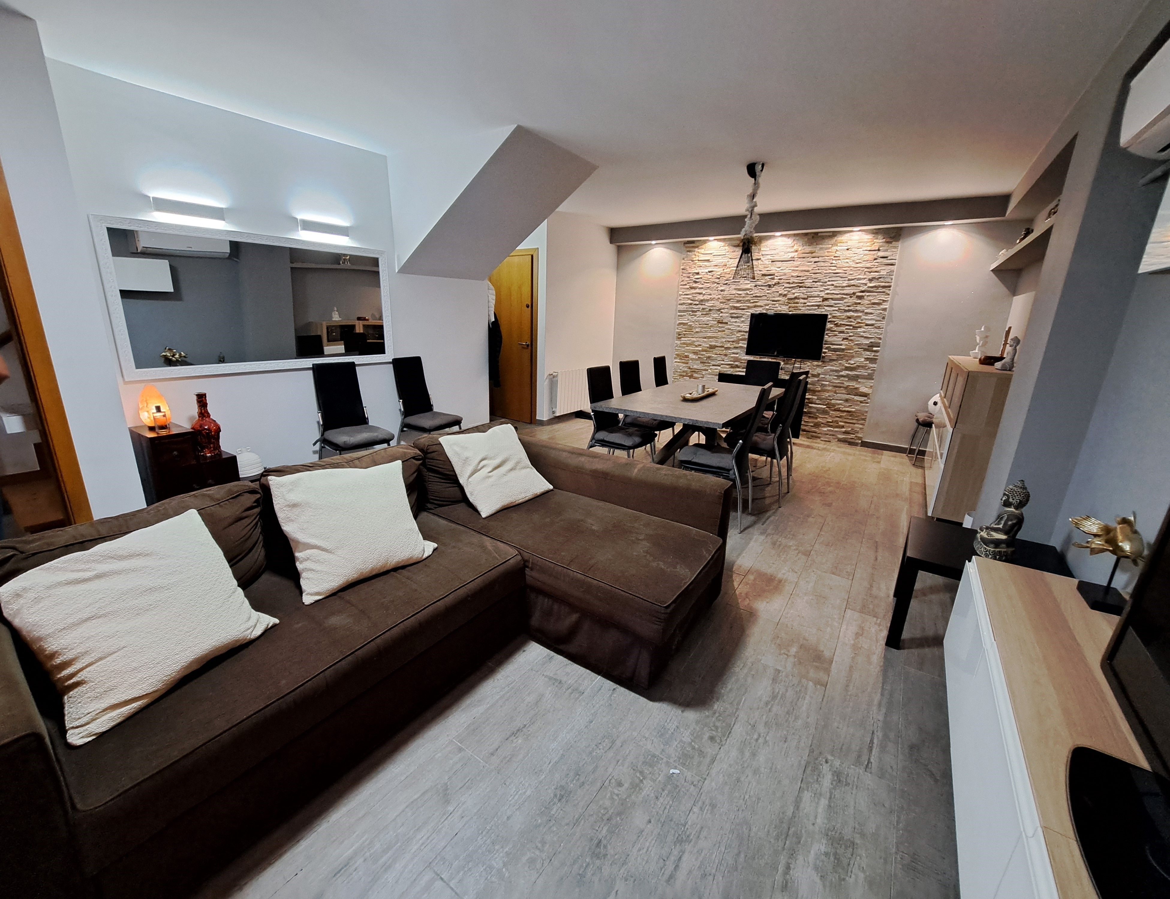 Sala d'estar de Casa adosada en venda en Mataró amb Aire condicionat, Calefacció i Parquet