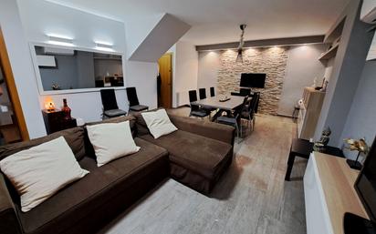 Living room of Single-family semi-detached for sale in Mataró  with Air Conditioner, Heating and Parquet flooring