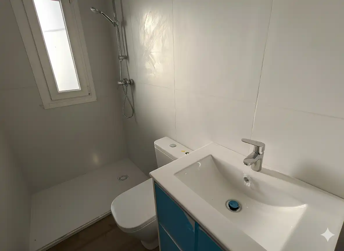 Detached homes for rent in Calle Fuente del Gitano, Casa Amarilla