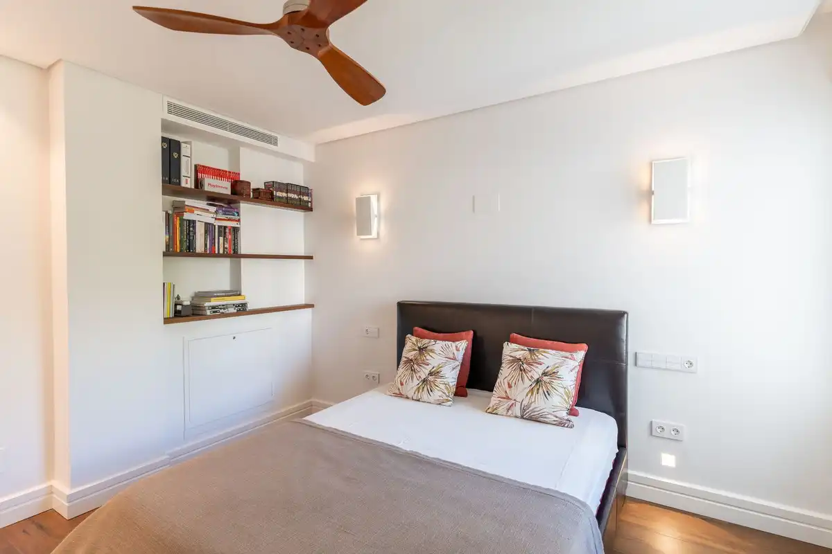 Habitación de Apartamento en venta en Milla de Oro
