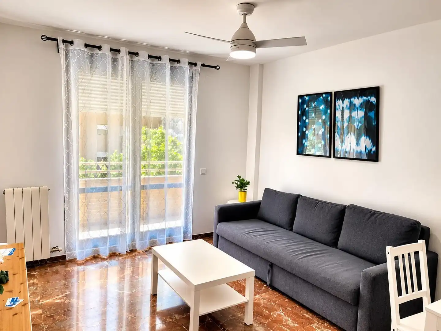 Sala de estar de Piso en venta en Zaragoza con Calefacción y Balcón