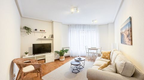 Foto 3 de Pis de lloguer a Oviedo - Cl Joaquina Bobela, 2, Milán - Pumarín, Oviedo