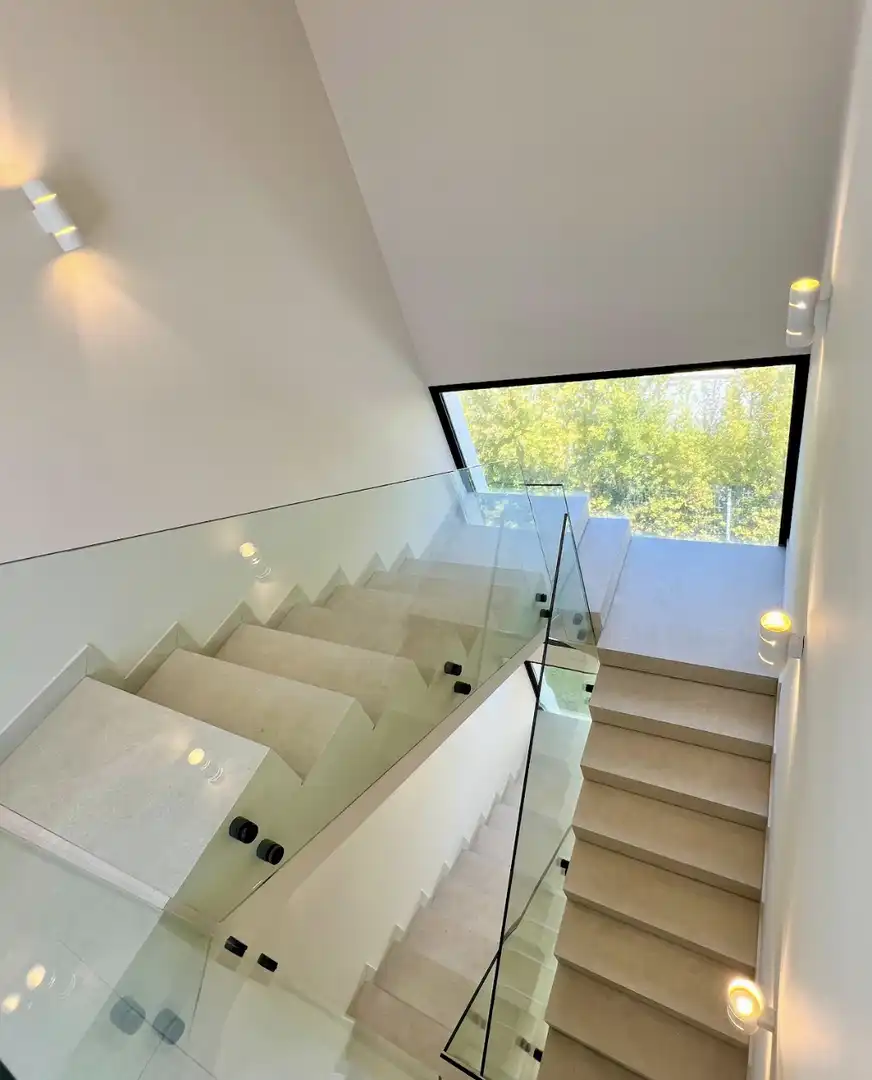 Haus oder Chalet zum Verkauf in Marbella mit Klimaanlage, Heizung und Privatgarten
