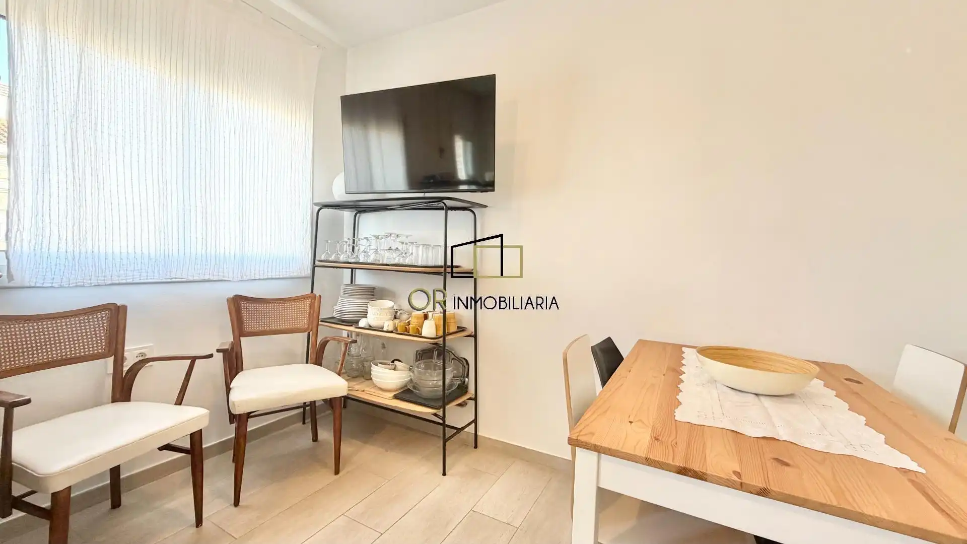Sala de estar de Piso en venta en Vilanova i la Geltrú con Calefacción, Parquet y Terraza