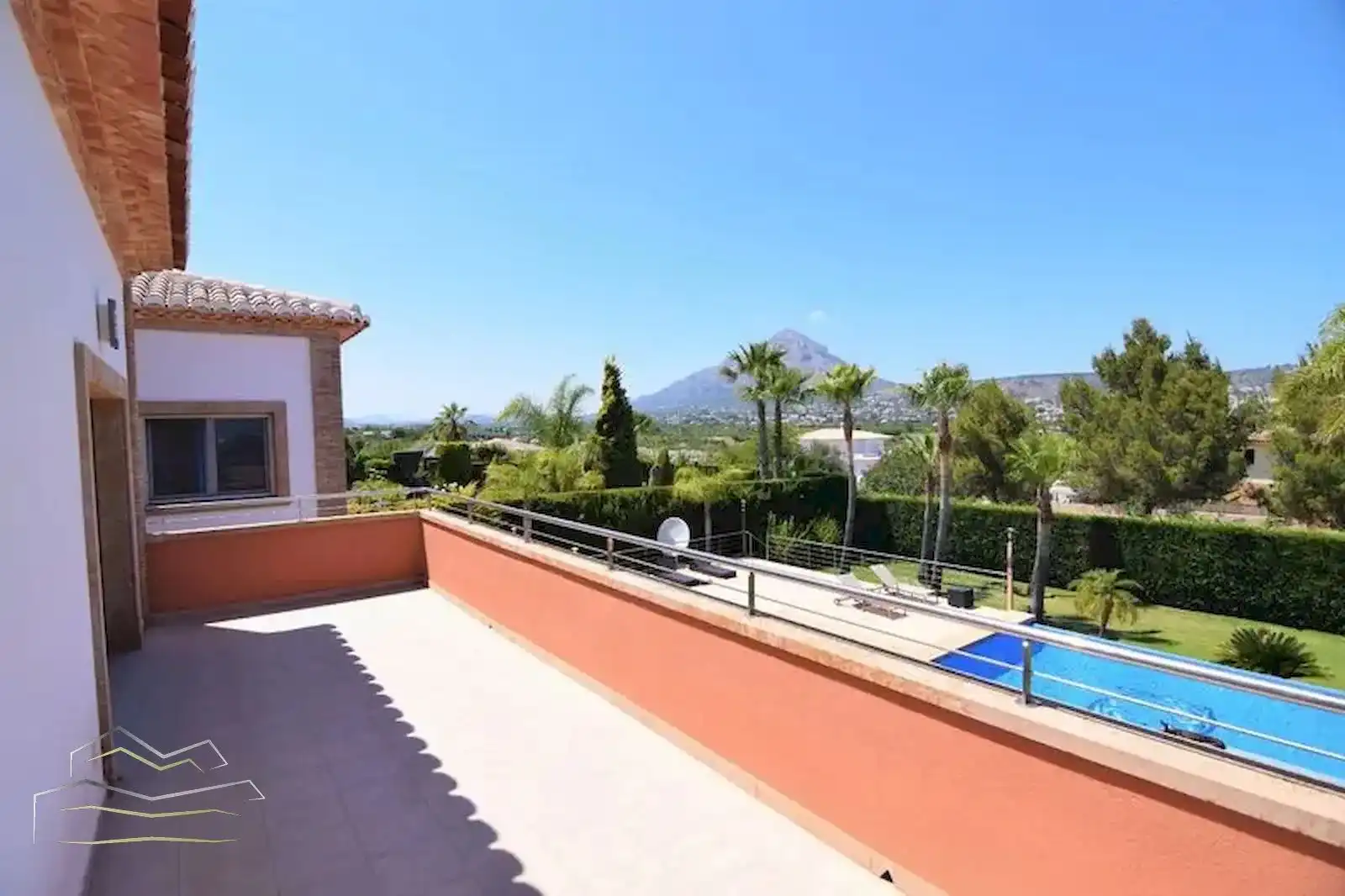 Vista exterior de Casa o xalet en venda en Jávea / Xàbia amb Aire condicionat, Calefacció i Jardí privat