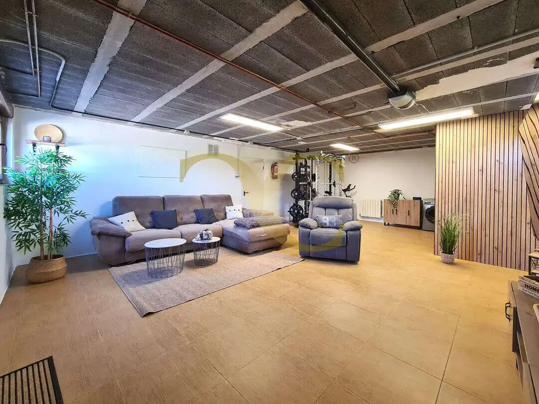 Casa o xalet en venda en Gijón  amb Calefacció, Jardí privat i Terrassa