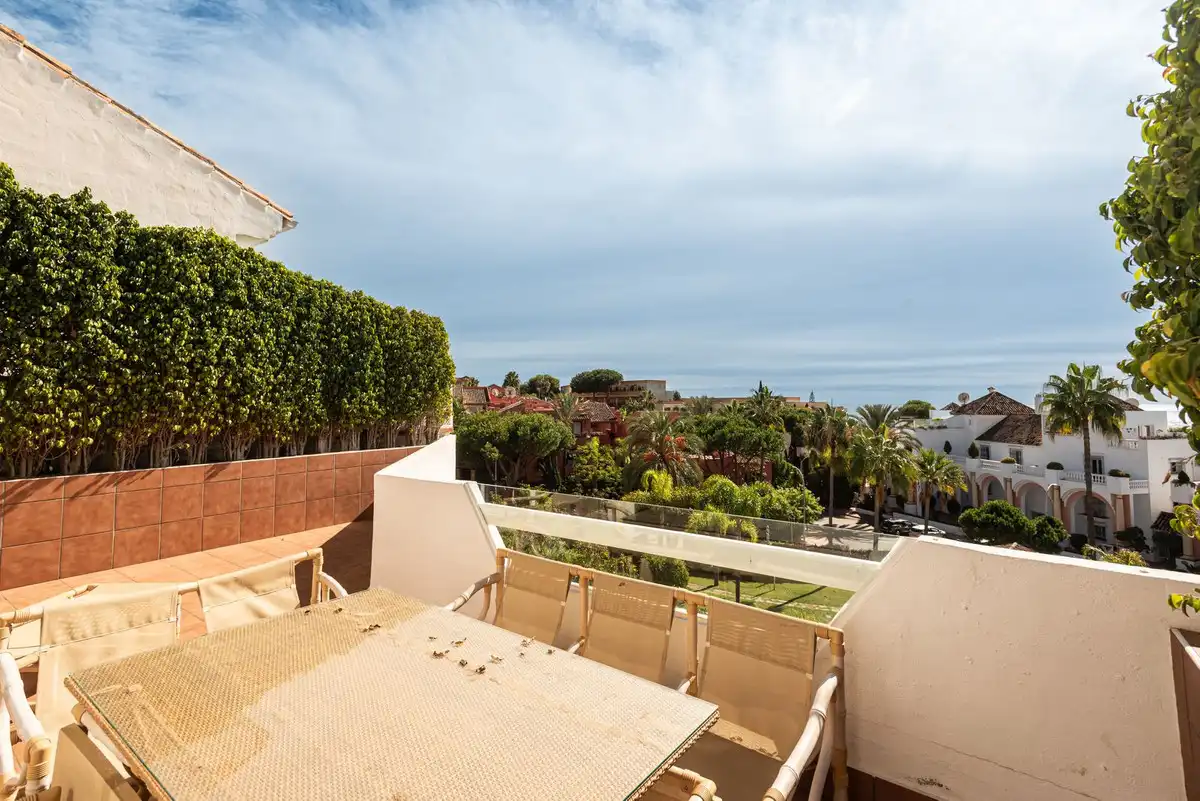 Terrassa de Àtic en venda en Marbella amb Aire condicionat, Terrassa i Moblat