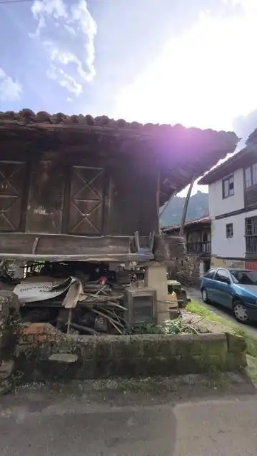 Vista exterior de Casa o xalet en venda en Quirós