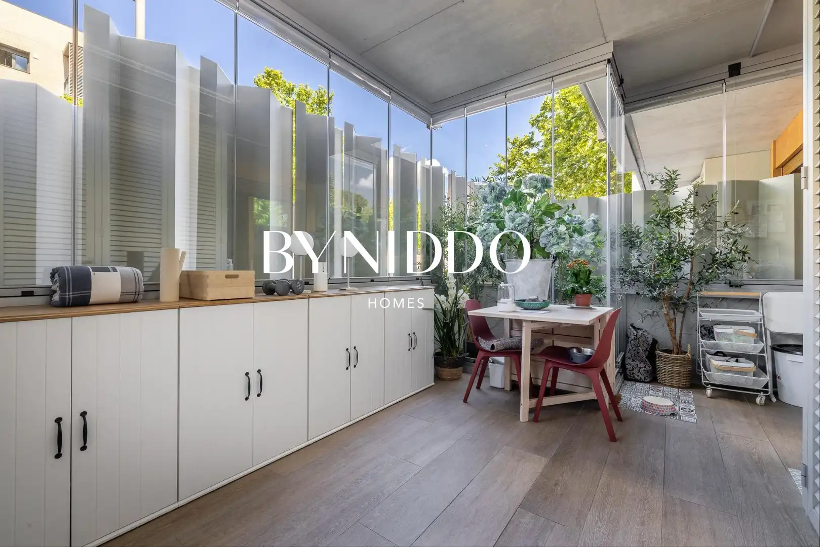 Planta baixa en venda en Sant Cugat del Vallès amb Aire condicionat, Calefacció i Jardí privat