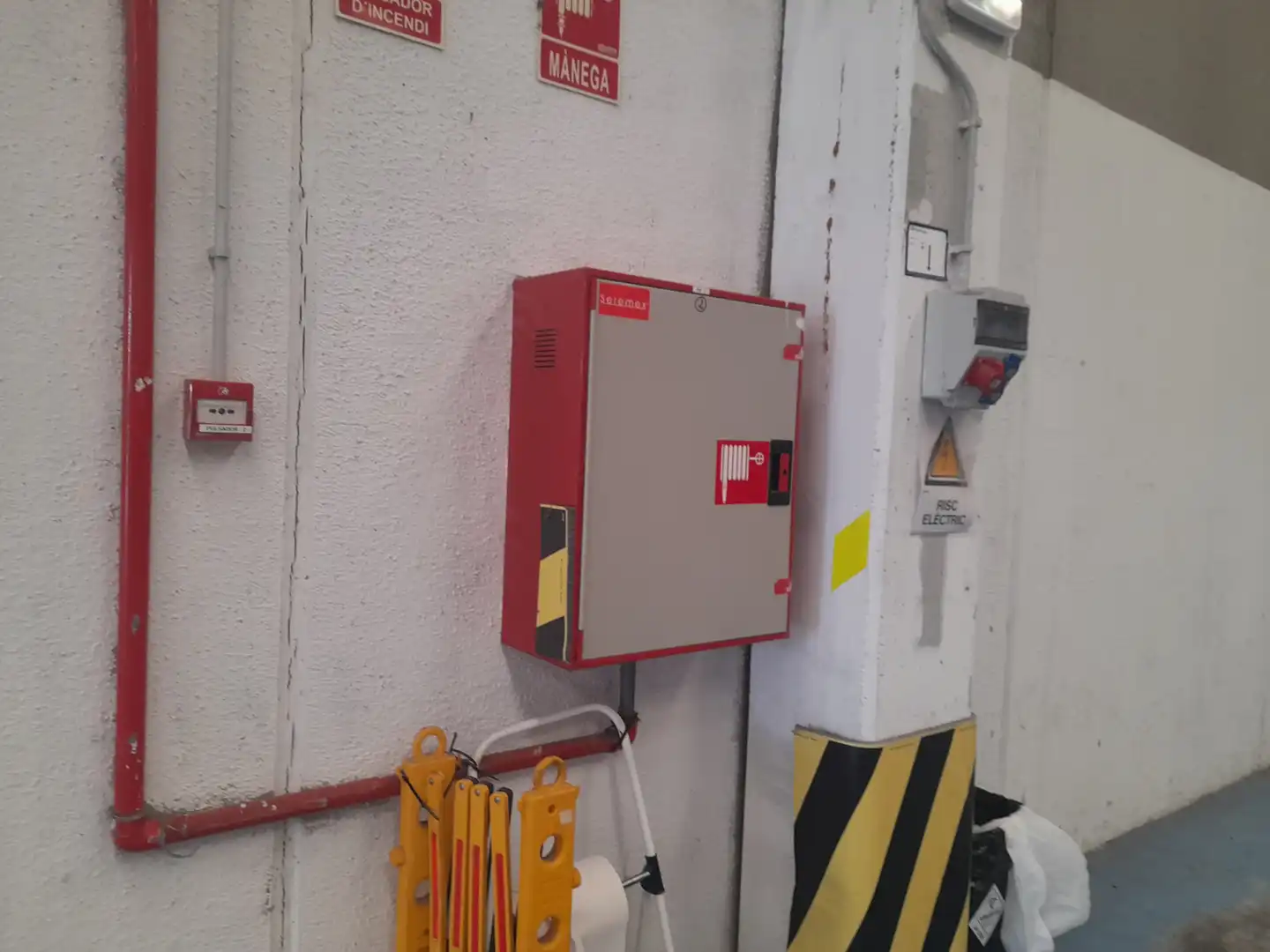 Parking of Industrial buildings for rent in Forallac