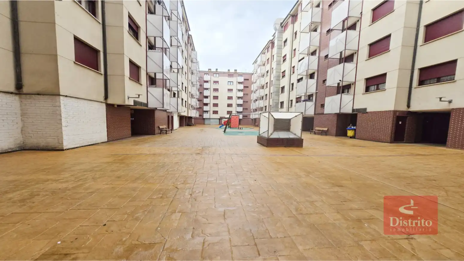 Flat for sale in Santander - Francisco Tomás y Valiente, Peñacastillo - Nueva Montaña