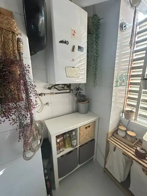 Bathroom of Flat for sale in Barcelona  with Air Conditioner, Heating and Parquet flooring