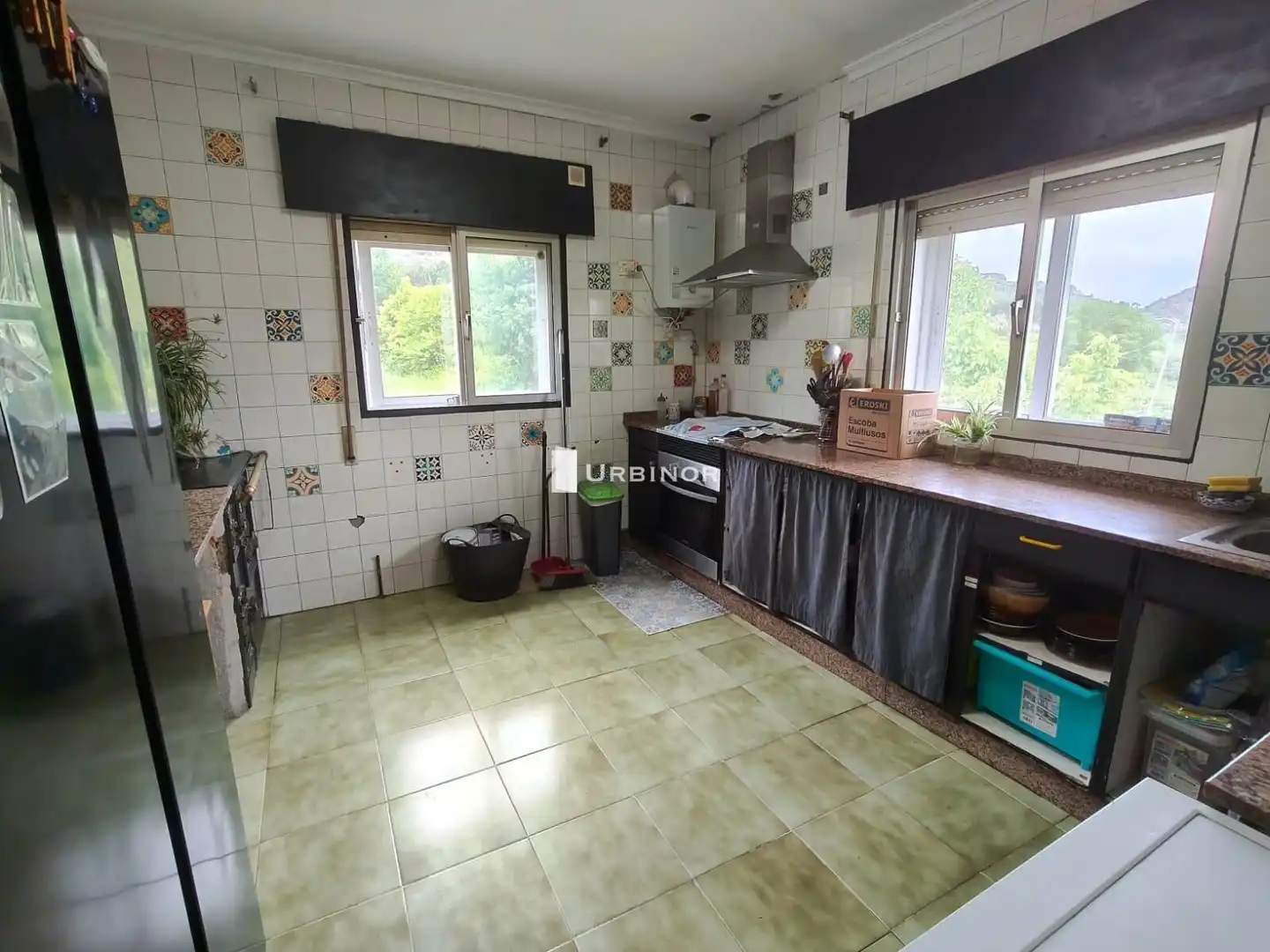 Cocina de Casa o chalet en venta en Leiro con Jardín privado y Balcón