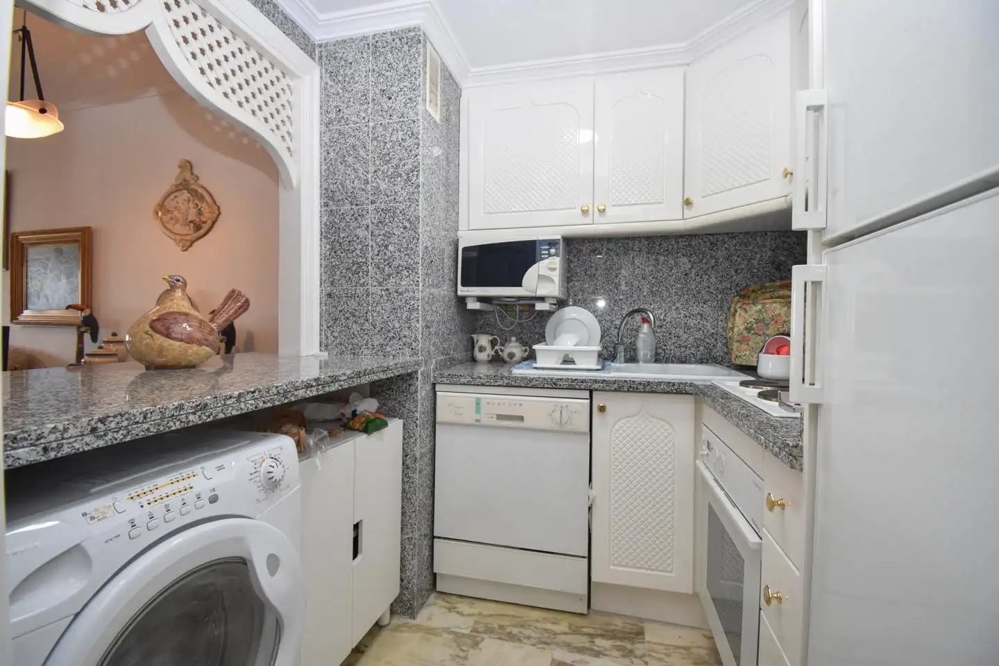Flat with pool for sale in Avenida Santiago Bernabéu, imagen 11