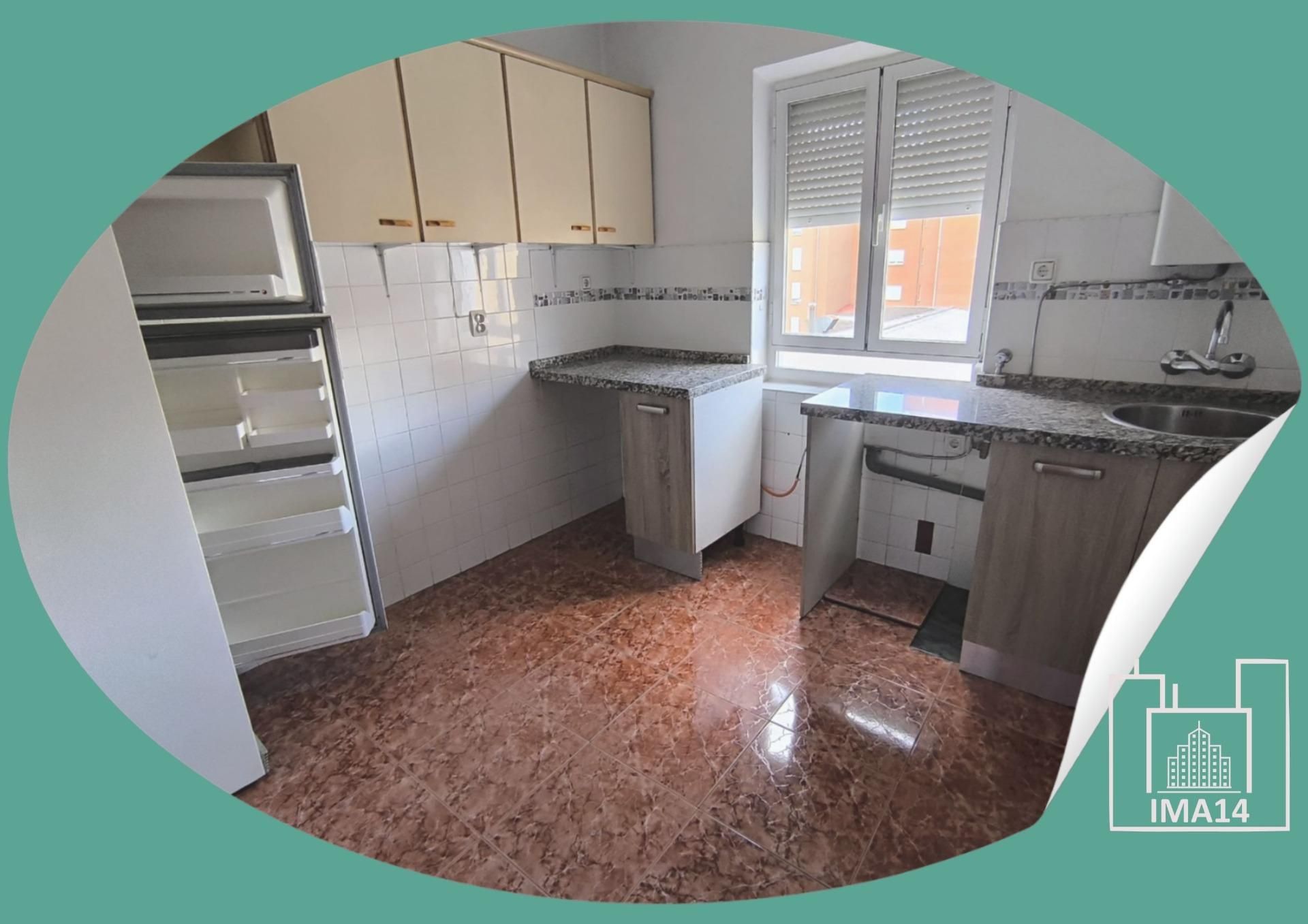 Cuina de Pis en venda en San Andrés del Rabanedo amb Calefacció i Terrassa