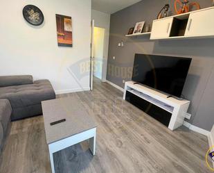 Living room of Flat for sale in Cuenca Capital  with Heating, Terrace and Storage room