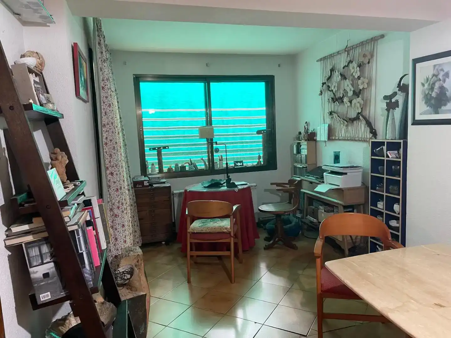 Sala d'estar de Casa o xalet en venda en Collado Villalba amb Piscina