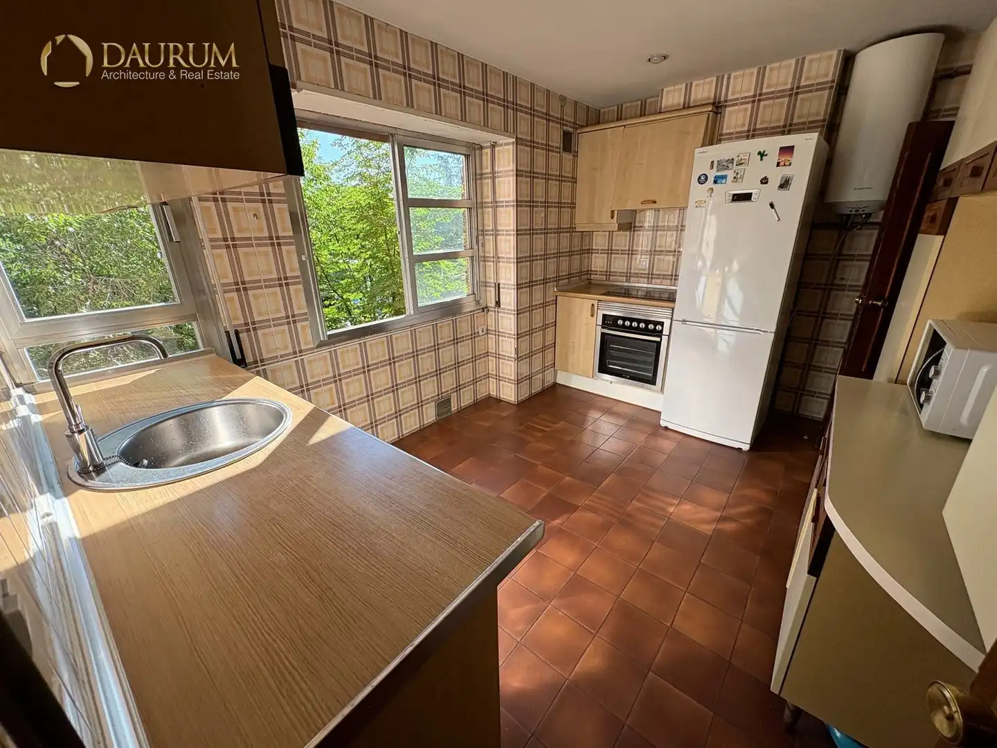 Kitchen of Flat for sale in Madrid  with Air Conditioner, Heating and Terrace