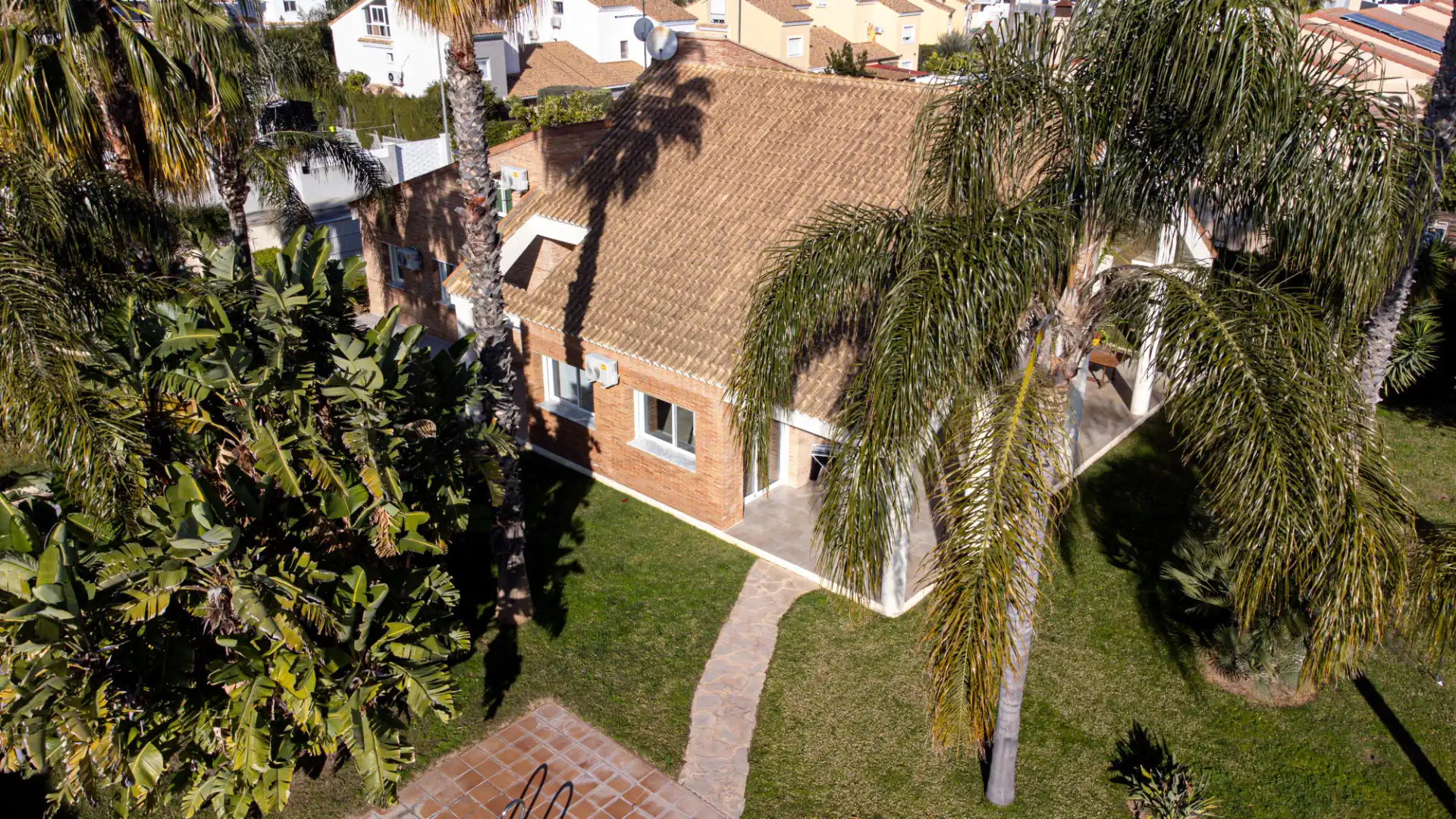 Exterior view of Houses for sale in San Antonio de Benagéber  with Heating, Private garden and Swimming Pool