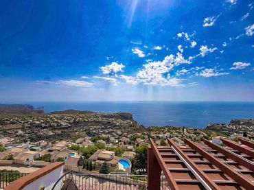 Apartment with pool for sale in Cumbre del Sol
