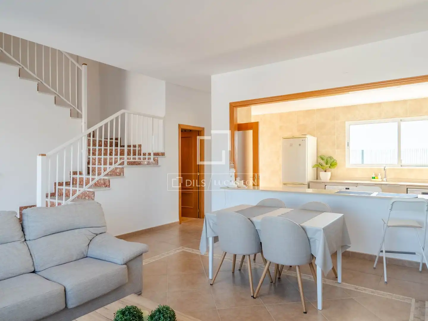 Living room of Houses for sale in Cullera  with Air Conditioner, Heating and Terrace