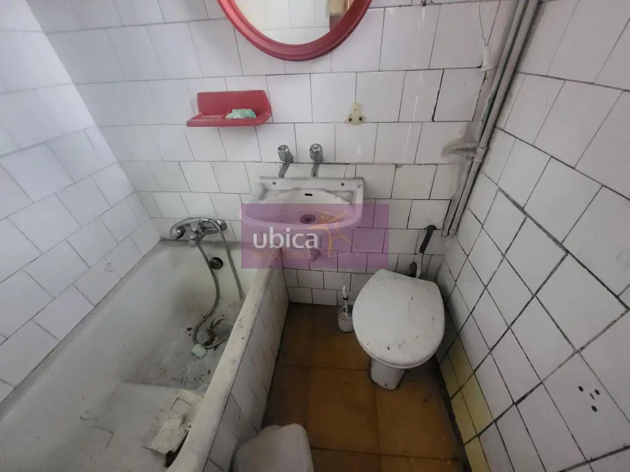 Bany de Casa adosada en venda en Vigo  amb Jardí privat