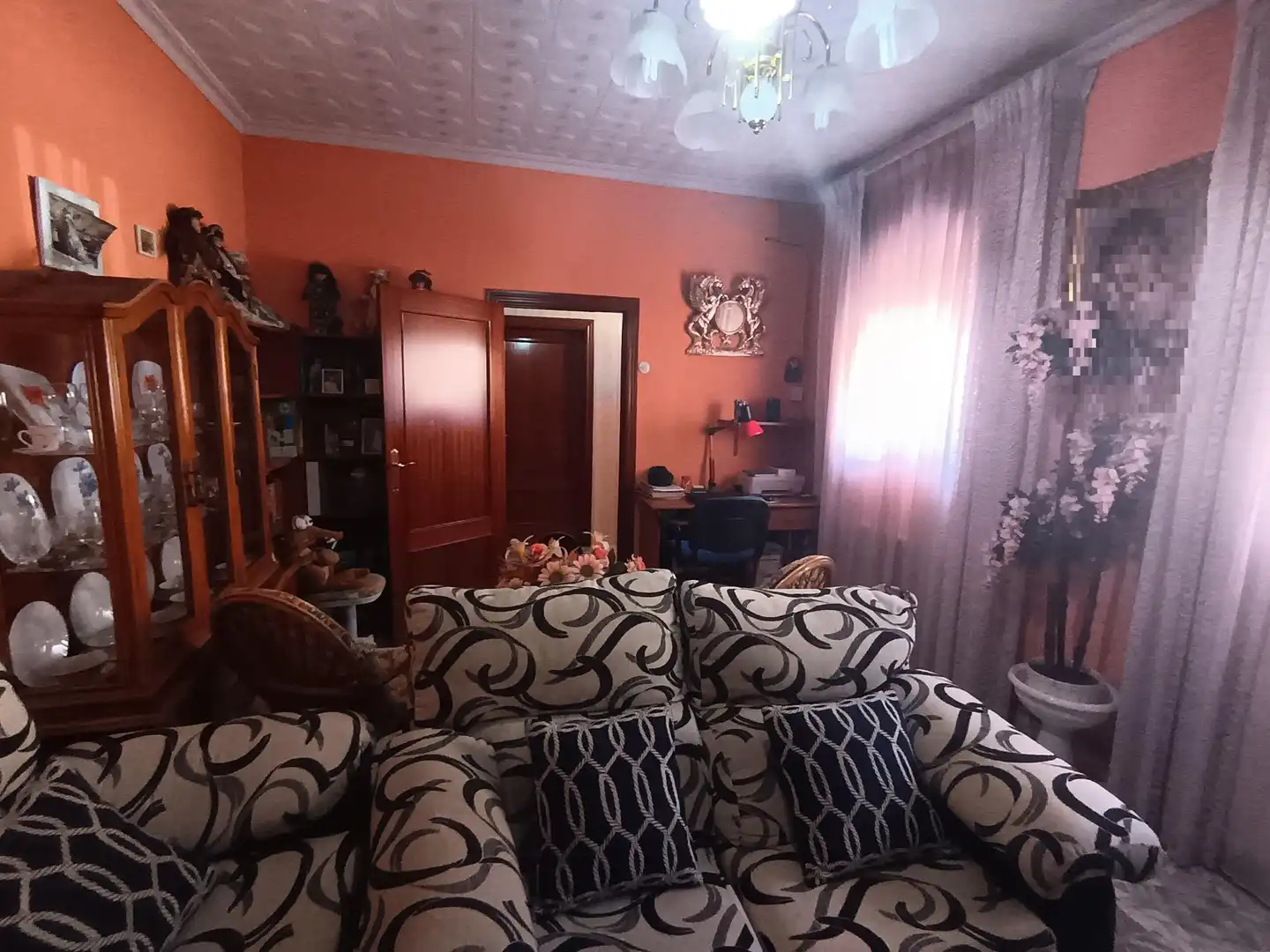 Sala d'estar de Casa o xalet en venda en Puertollano amb Aire condicionat, Calefacció i Moblat