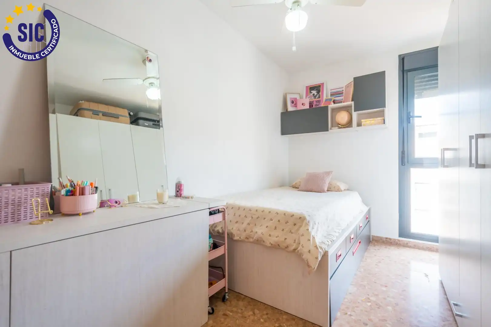 Dormitori de Àtic en venda en Riba-roja de Túria amb Aire condicionat, Calefacció i Terrassa