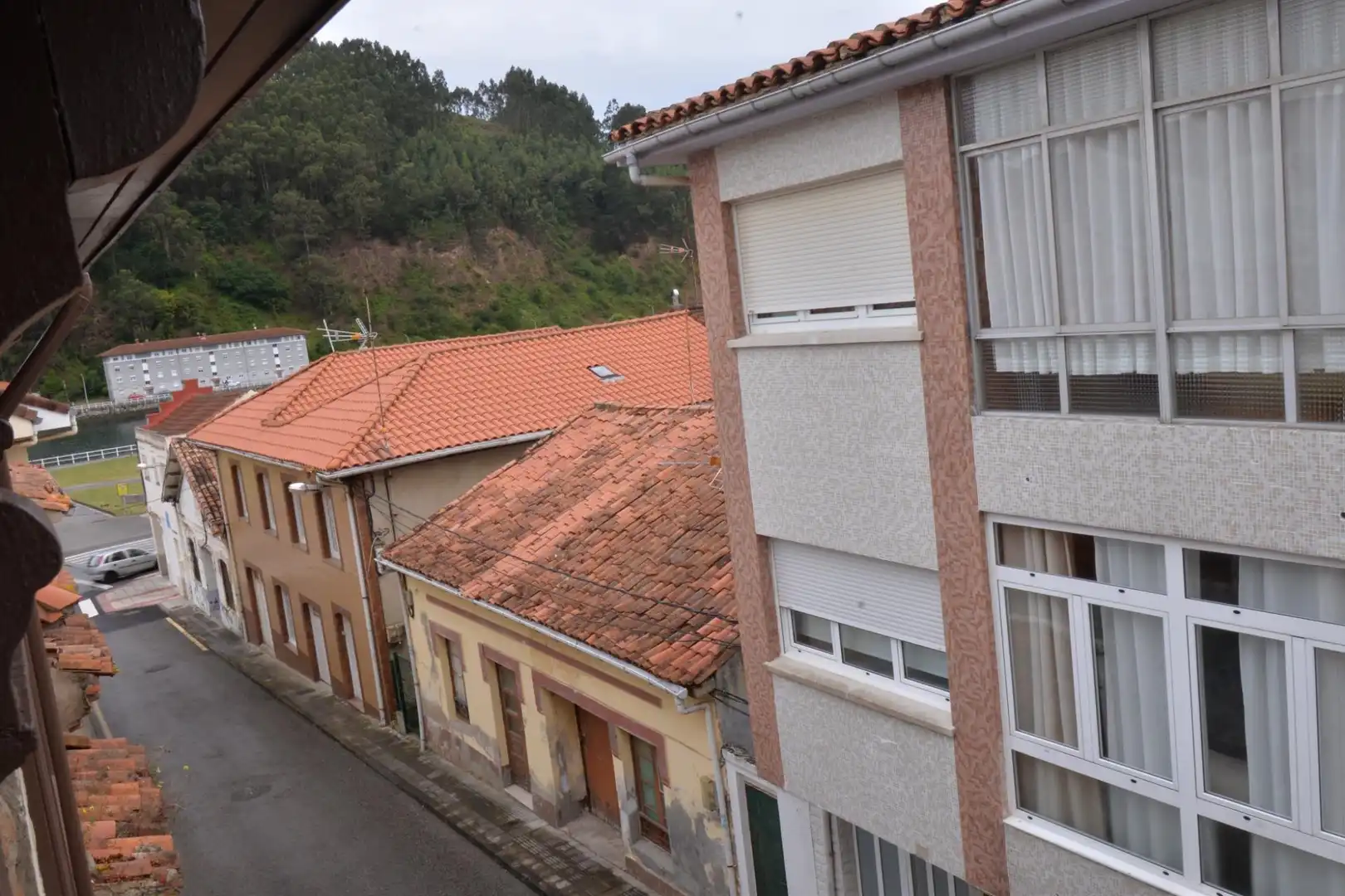 Vista exterior de Casa o chalet en venta en Soto del Barco con Calefacción, Terraza y Balcón