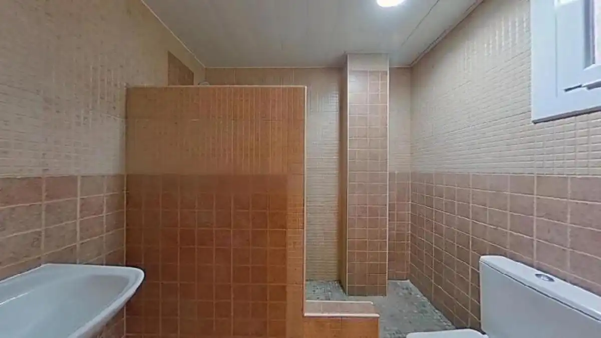 Bany de Apartament en venda en Terrassa