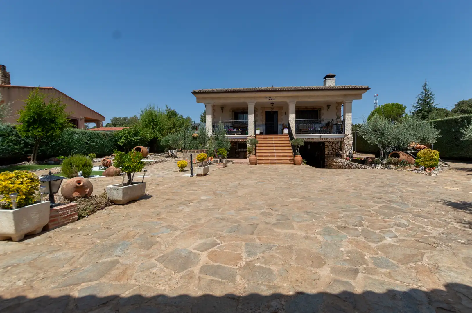 Jardín de Casa o chalet en venta en Hontoba con Calefacción, Jardín privado y Terraza