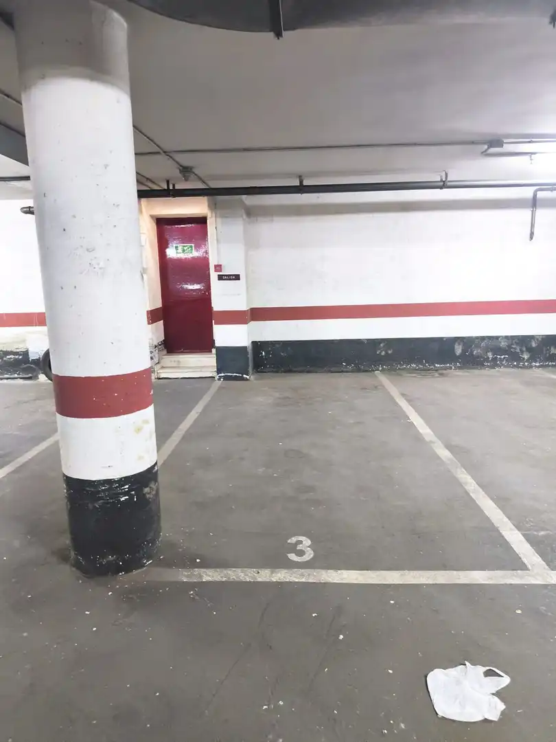 Parking de Apartamento en venta en Ciudad Real con Balcón