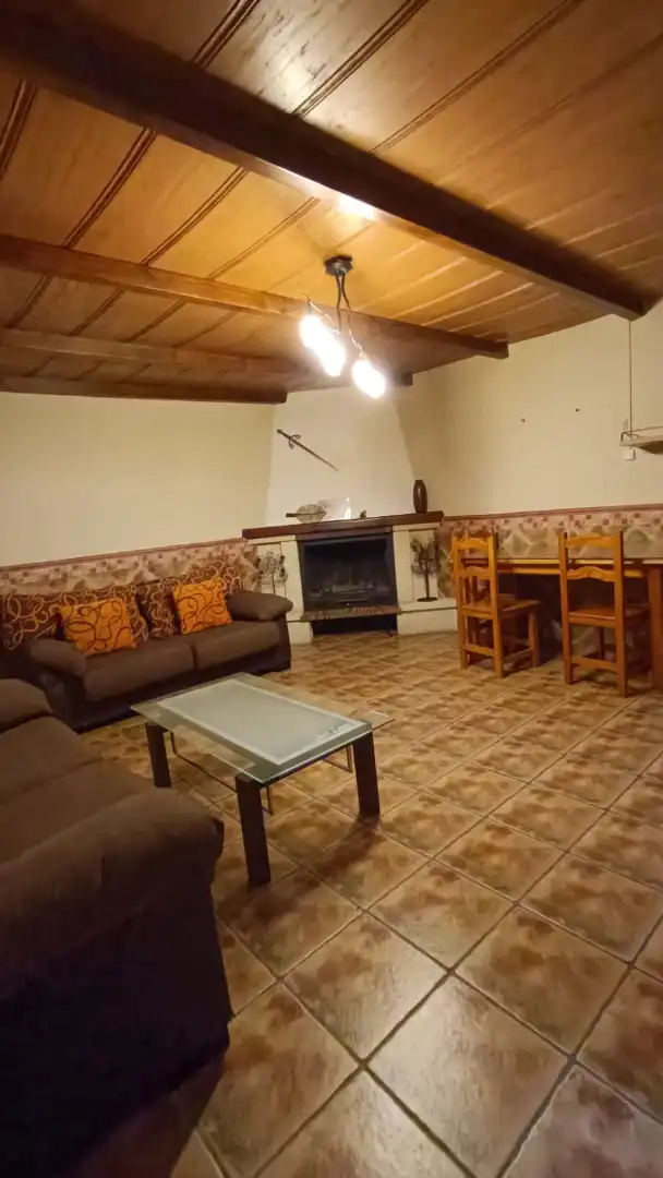 Sala de estar de Casa adosada de alquiler en La Zubia con Amueblado, Horno y Lavadora