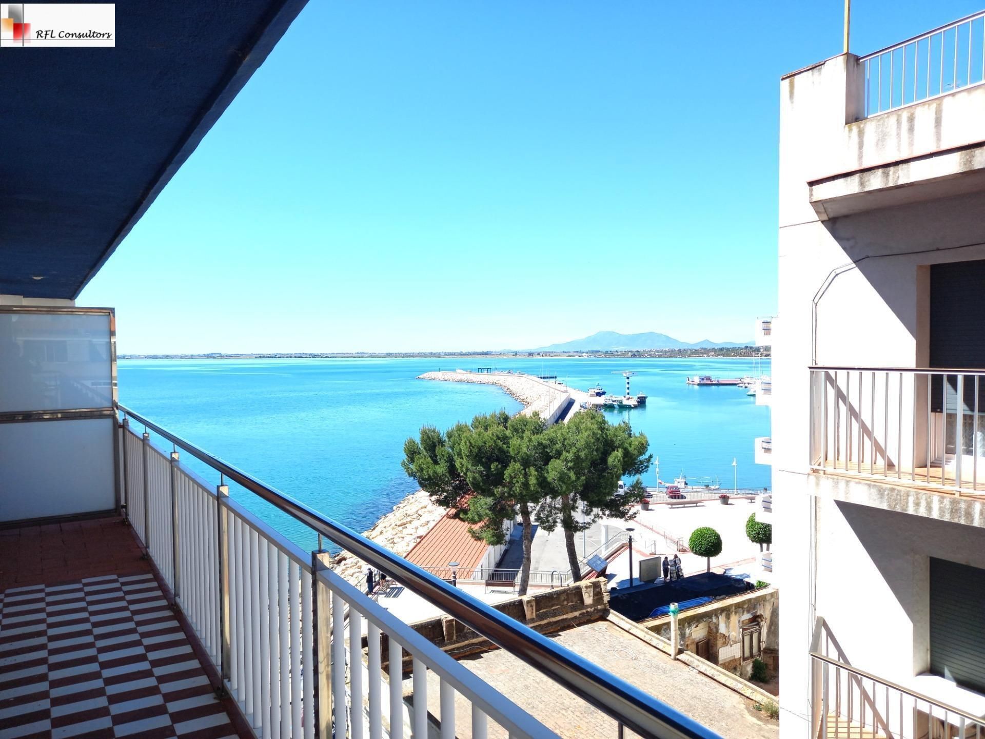 Dormitori de Apartament en venda en L'Ampolla amb Terrassa