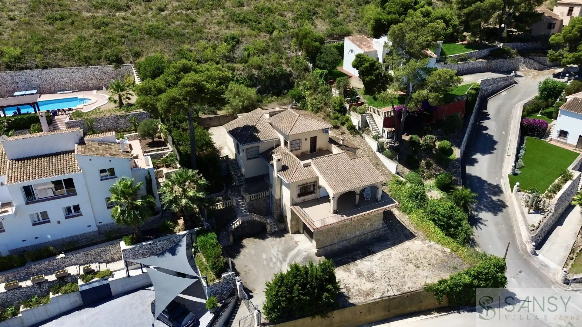 Vista exterior de Casa o chalet en venta en Jávea / Xàbia con Terraza y Piscina