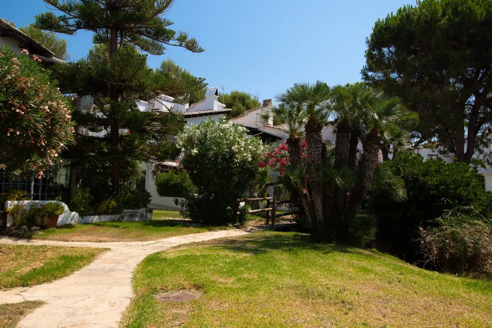 Jardí de Casa o xalet en venda en Calafell amb Aire condicionat, Calefacció i Jardí privat