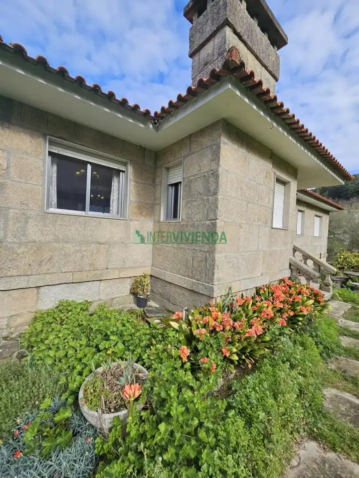 Exterior view of Houses for sale in Vigo   with Heating, Private garden and Terrace