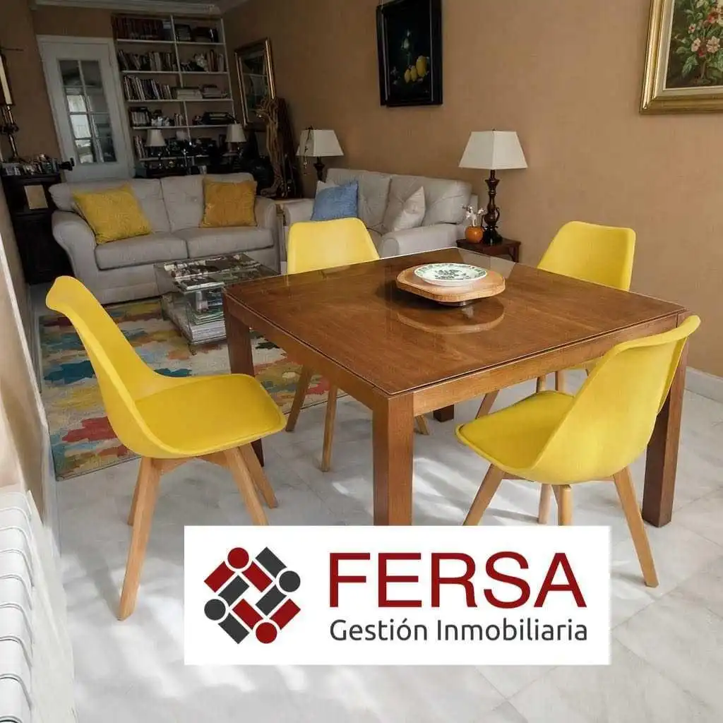 Comedor de Dúplex de alquiler en El Puerto de Santa María con Aire acondicionado, Calefacción y Terraza