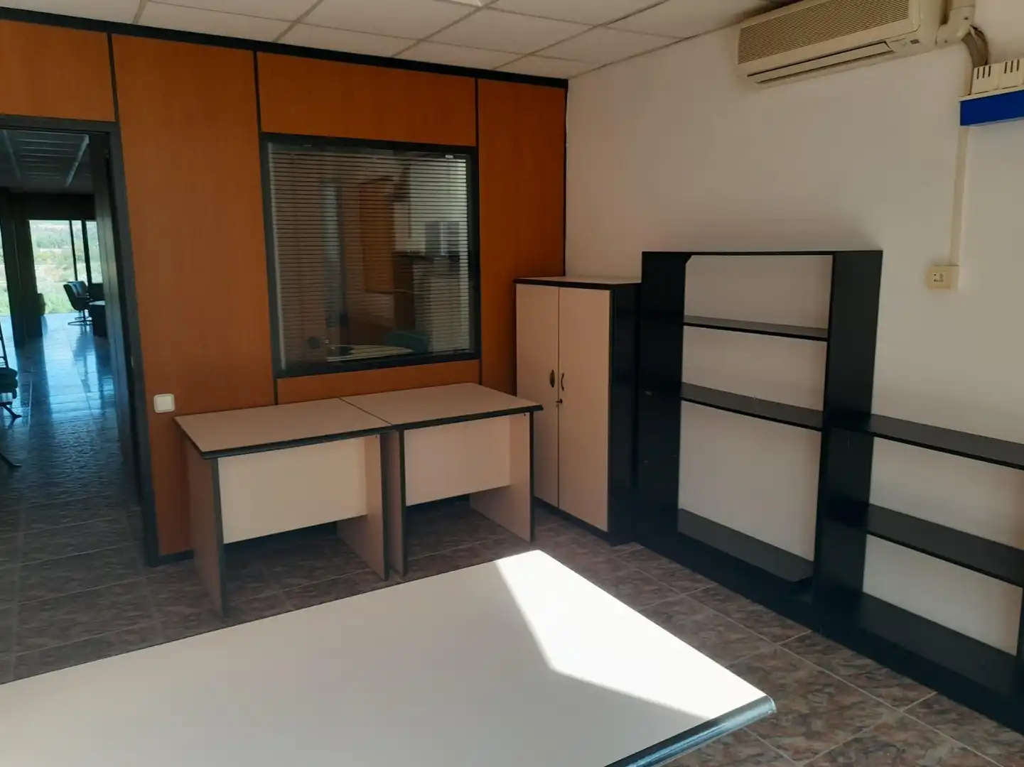Büro zum Verkauf in Móra d'Ebre mit Terrasse