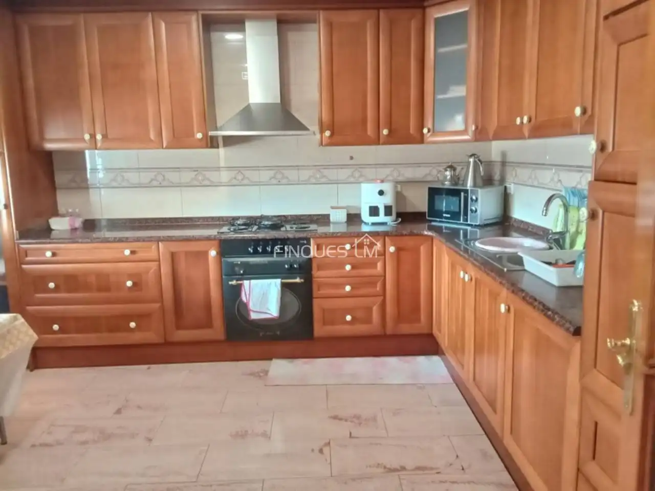 Cuina de Casa adosada en venda en Tordera amb Calefacció i Jardí privat