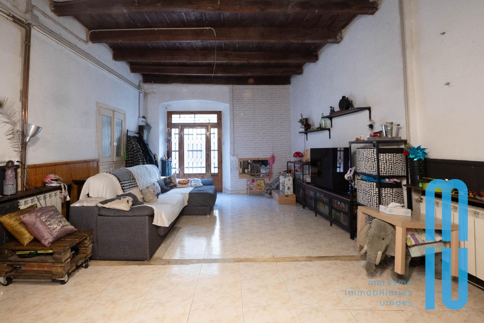 Sala d'estar de Finca rústica en venda en Argentona amb Calefacció, Jardí privat i Terrassa