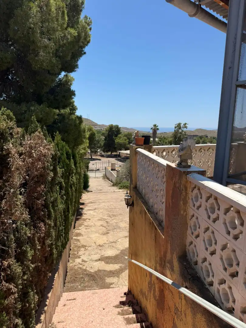 Außenansicht von Country house zum Verkauf in Águilas mit Terrasse und Schwimmbad