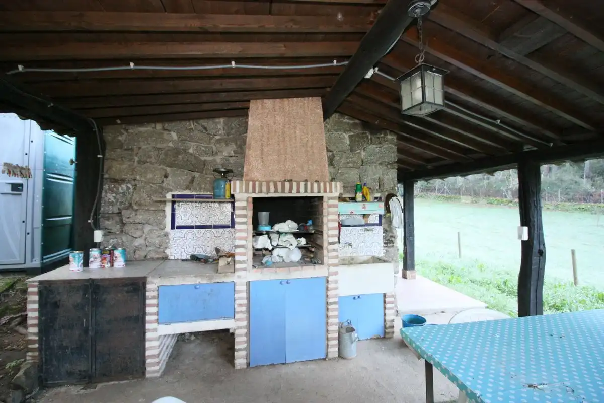 Cuina de Finca rústica en venda en Santa Cruz del Valle amb Internet