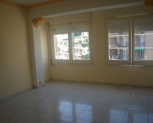 Bedroom of Flat to rent in Mollet del Vallès  with Oven